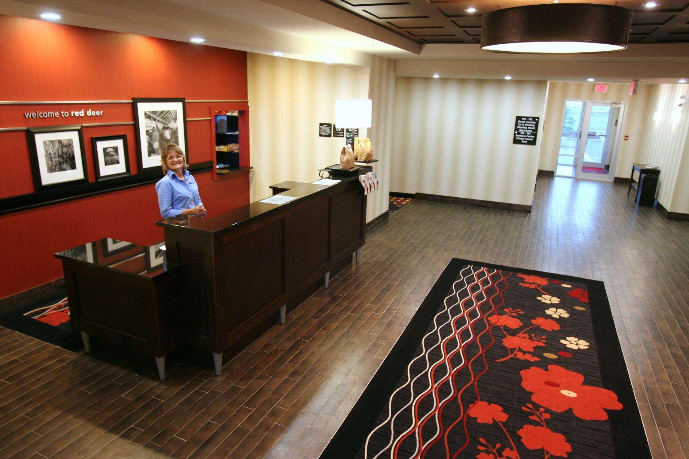 Hampton Inn & Suites Red Deer Penhold Interno foto