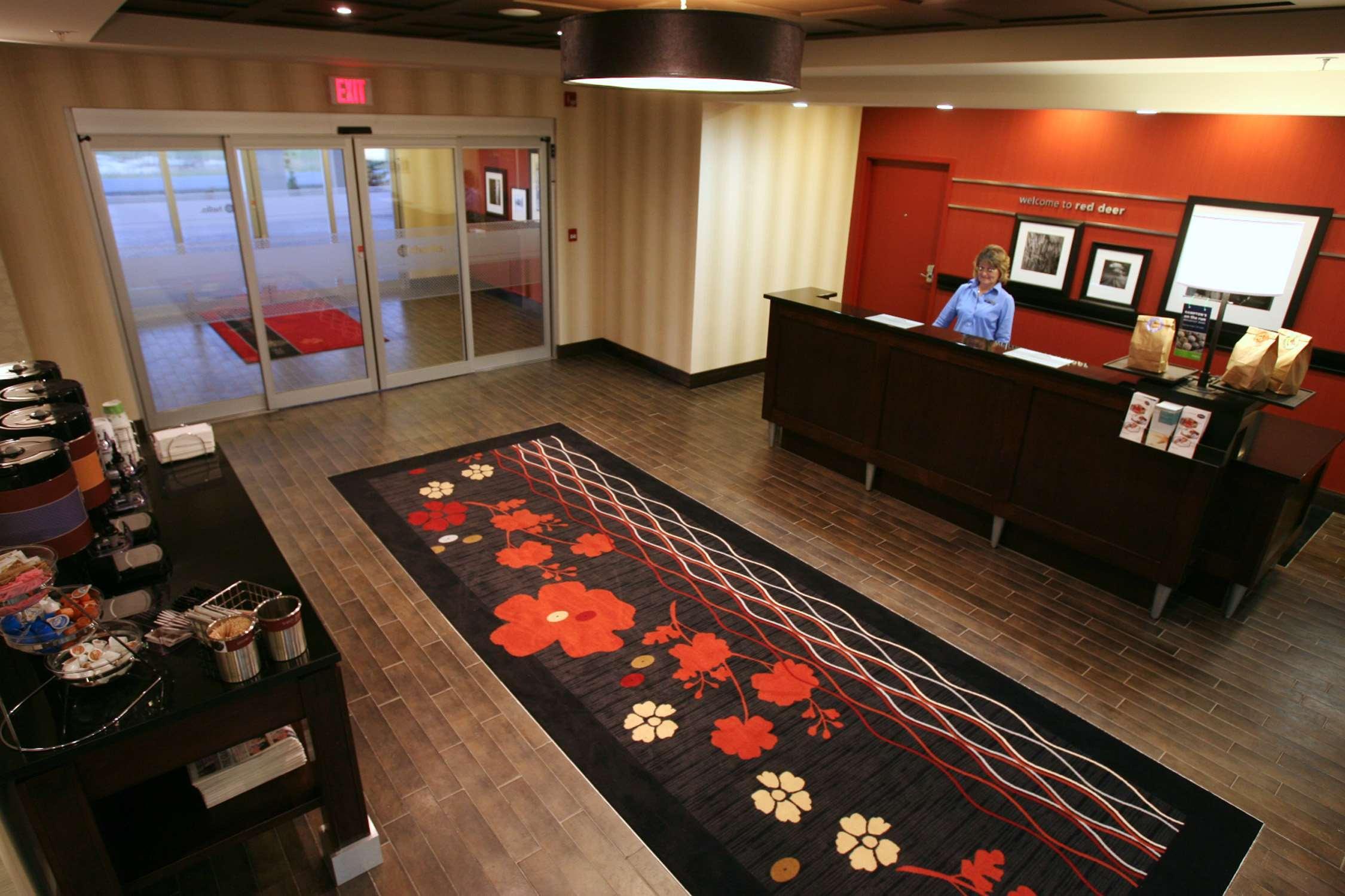 Hampton Inn & Suites Red Deer Penhold Interno foto