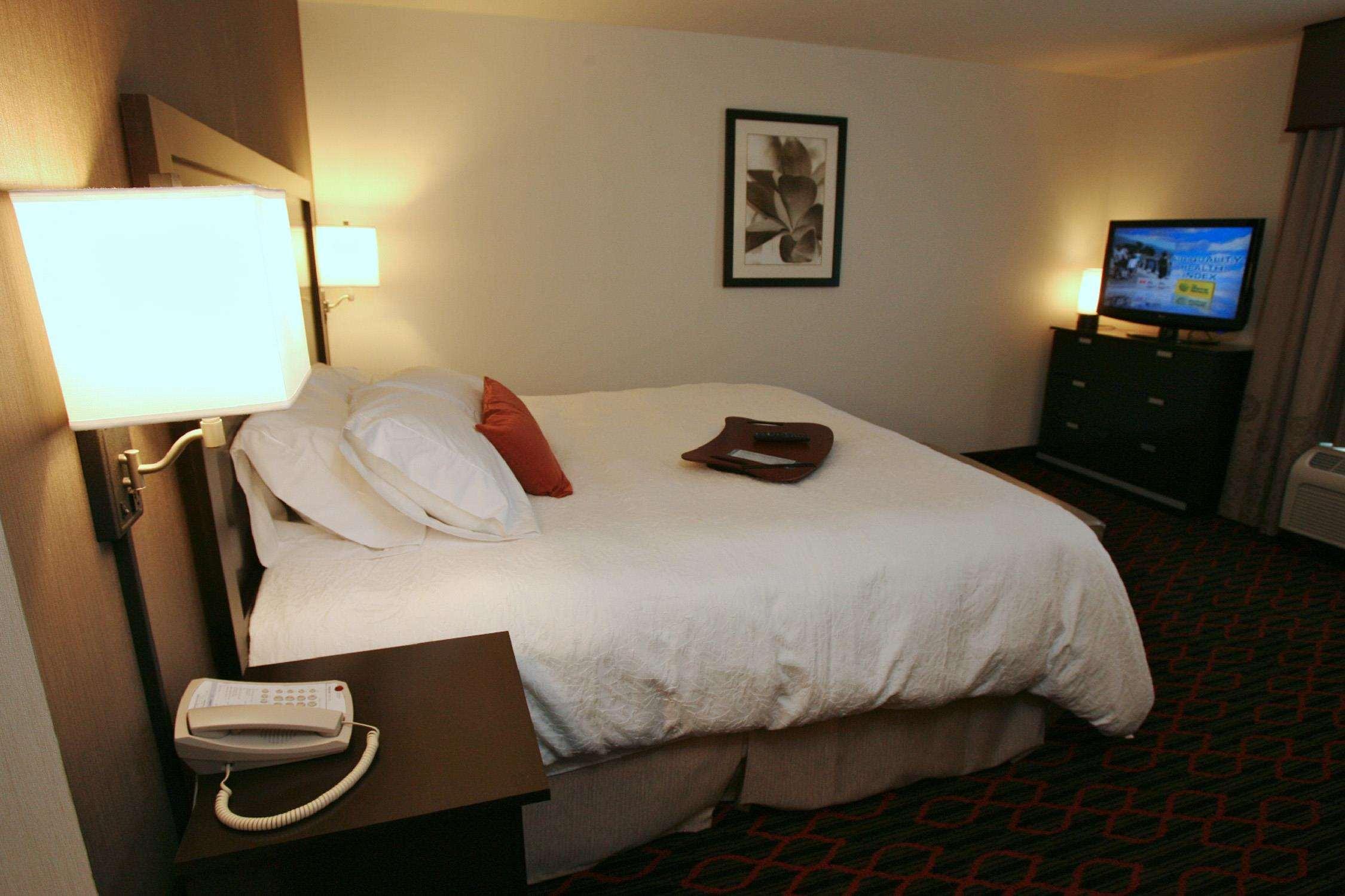 Hampton Inn & Suites Red Deer Penhold Camera foto